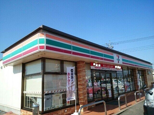 セブンイレブン玉村樋越店：900m