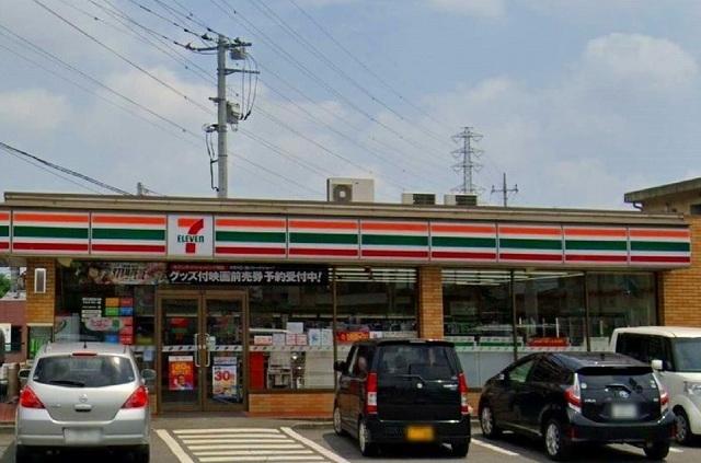 セブンイレブン伊勢崎新栄町店：586m