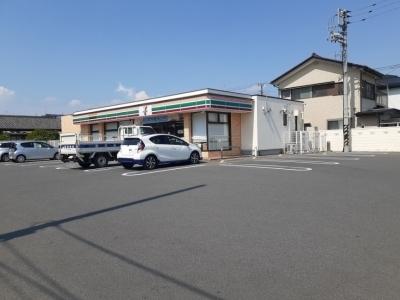 セブンイレブン前橋朝倉町１丁目：750m