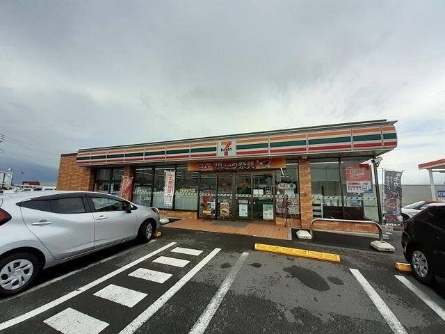 セブンイレブン前橋西善町店：500m