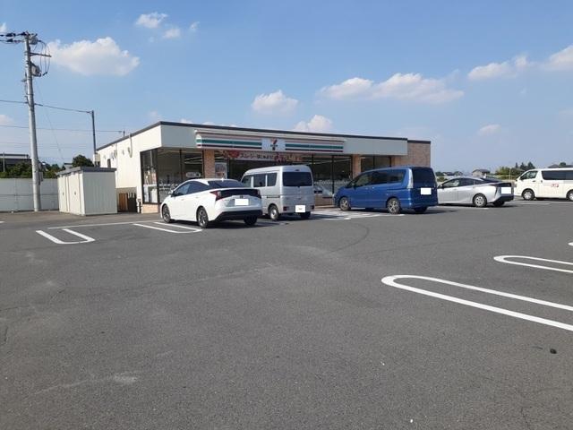 セブンイレブン前橋二之宮南店：1000m