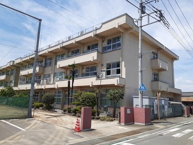 前橋市立上川淵小学校：1600m