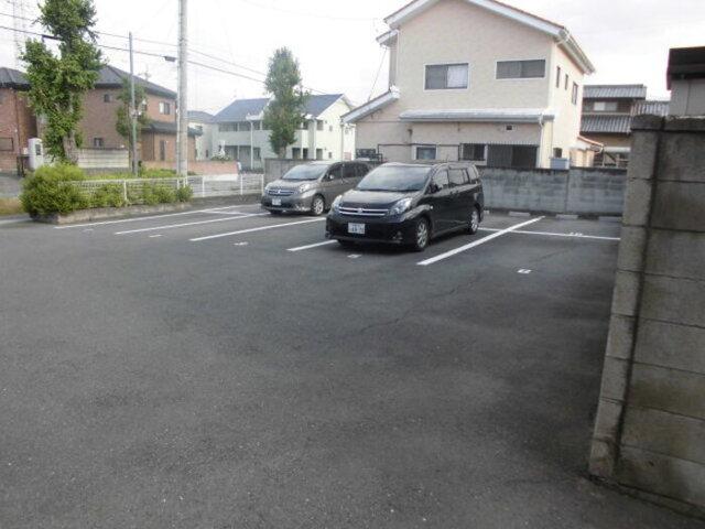 プラザペピーノ（203） 駐車場