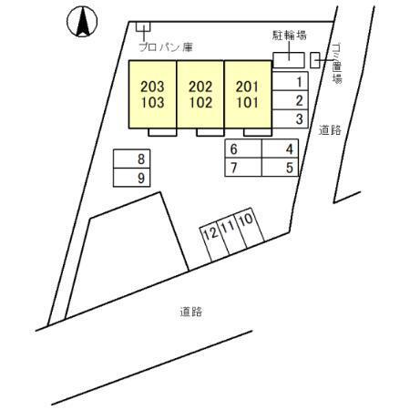 ヴォルガ　Ⅱ（203） 駐車場