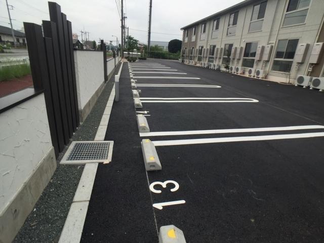 ルビー　Ｄ（203） 駐車場