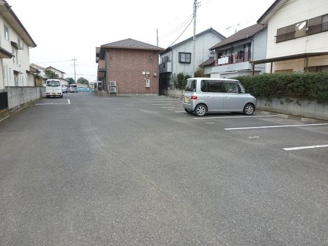 クラベール　Ａ/Ｂ（B203） 駐車場
