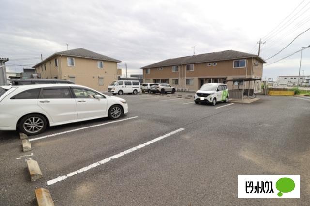 ｃａｓａ　Ⅱ（102） 駐車場