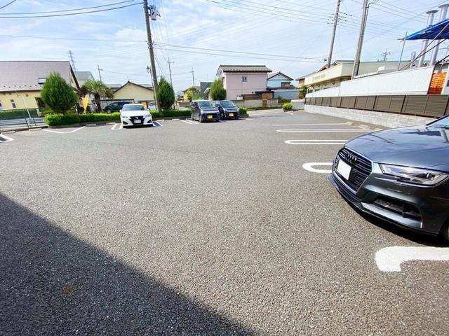 プルミエカーム　Ⅱ（101） 駐車場