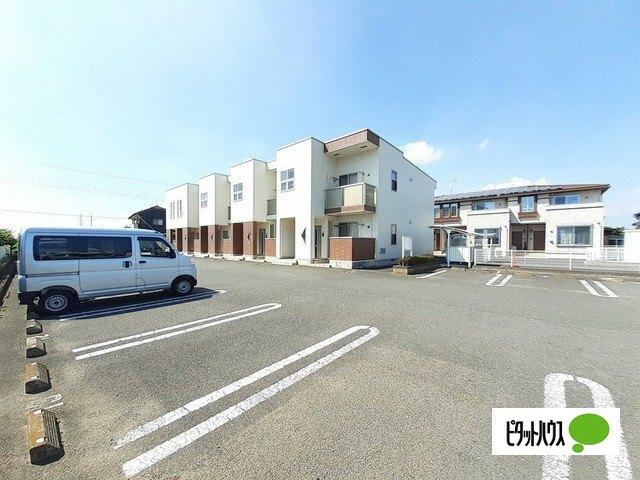 フレ　グラン　シャリオ（204） 駐車場