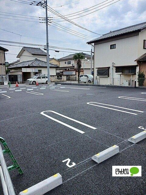 パーチェム（101） 駐車場