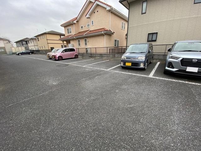 エディフィスＫＴ（205） 駐車場