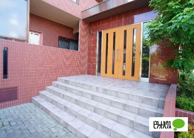 マンションドーチェスター（401） エントランス
