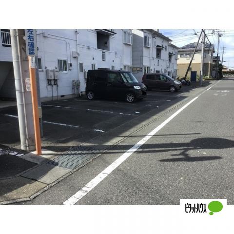 ユニオンⅡ（B202） 駐車場
