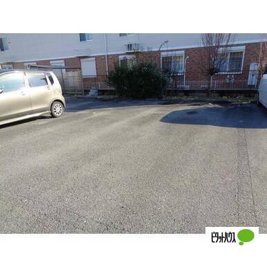 エール1（102） 駐車場