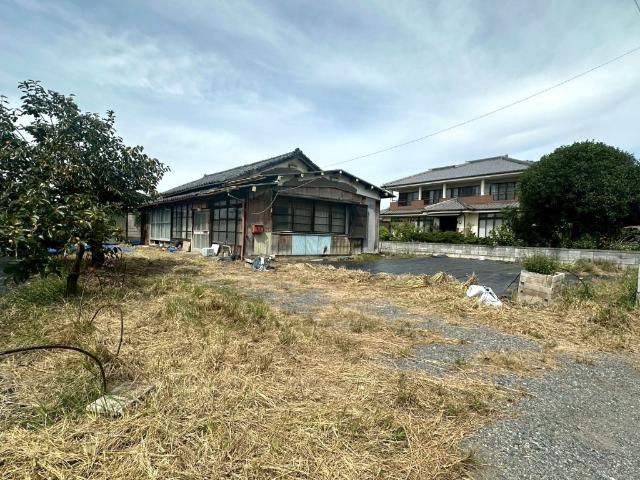 境伊与久売地 土地