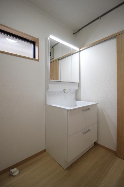 連取町中古戸建 洗面