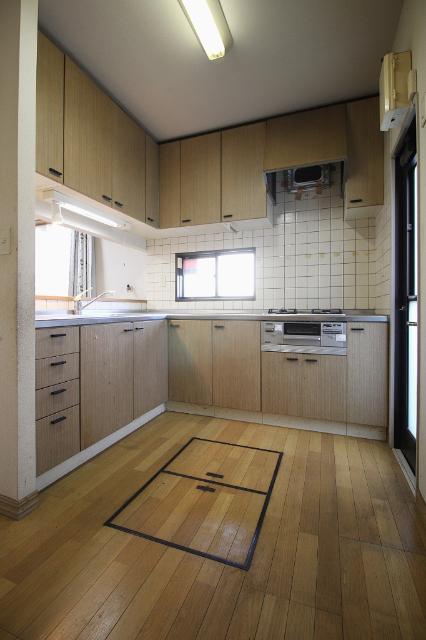 田中島町中古戸建 キッチン