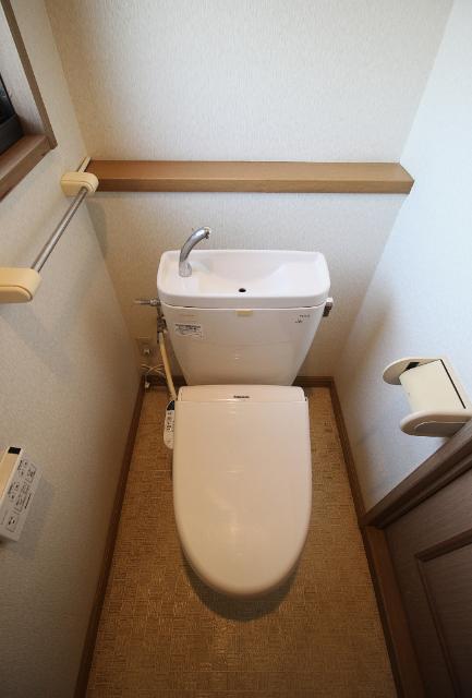 田中島町中古戸建 トイレ