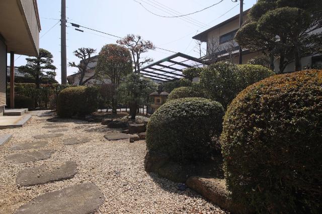 田中島町中古戸建 庭