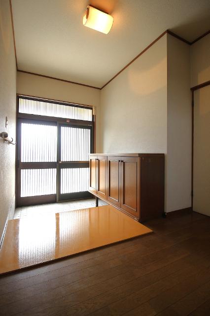 連取町中古戸建 玄関