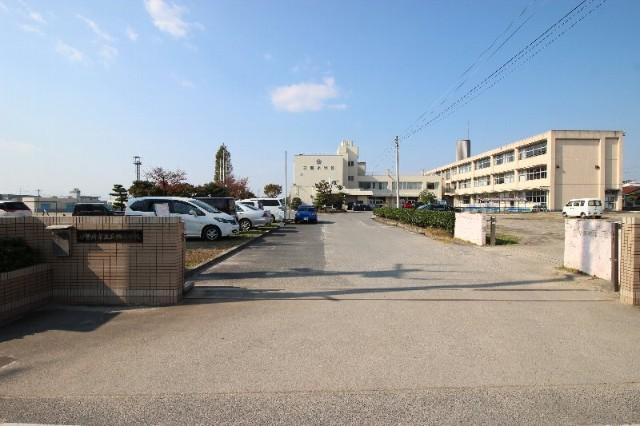 伊勢崎市立三郷小学校