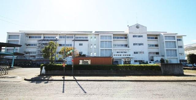 伊勢崎市立境南中学校
