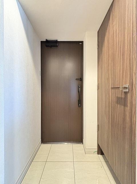 プラネソシエプラス旗の台（504） 玄関