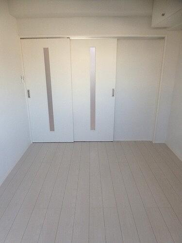ライオンズマンション鵜の木駅前（401） リビング