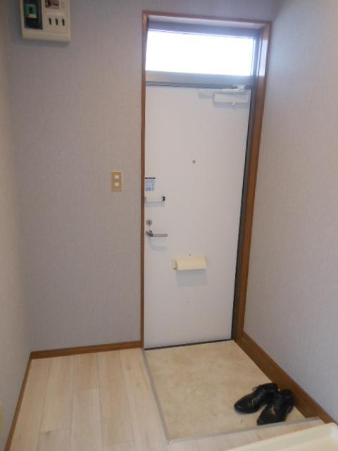 井上アパート 玄関