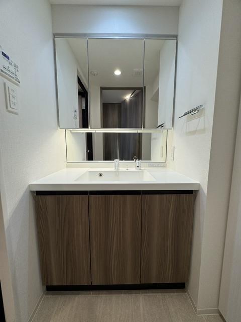 コンフォリア・リヴ大崎（301） 部屋画像