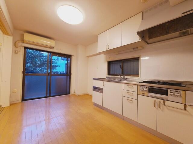 ライオンズマンション西中延（301） キッチン