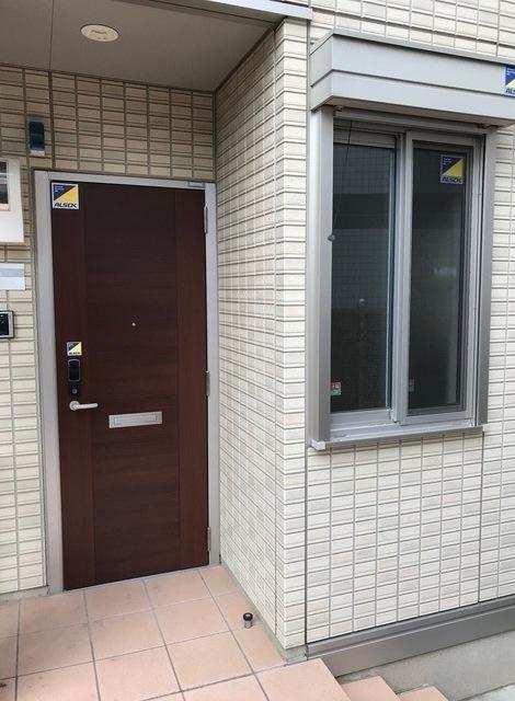 ラ メゾネット ヴェルトゥ 玄関