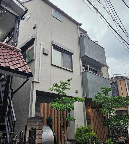 荏原中延駅より徒歩3分 築7年9ヶ月 3階建の賃貸物件