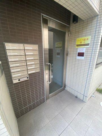 Ｒ　ＦＬＡＴ エントランス