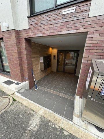 品川区二葉マンション エントランス