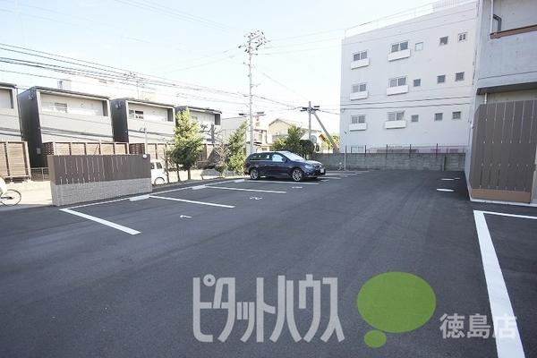 La Portofino Ⅲ 駐車場