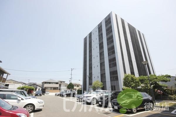 徳島市末広マンション 駐車場