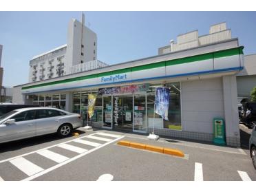 ファミリーマート富田橋一丁目店：117m