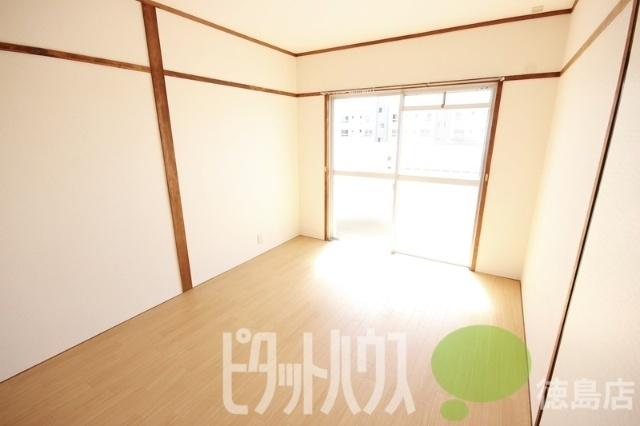 徳島市金沢マンション リビング