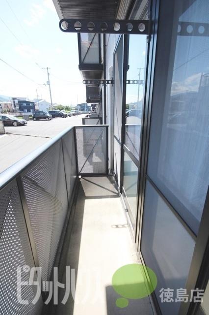 小松島市横須町アパート バルコニー