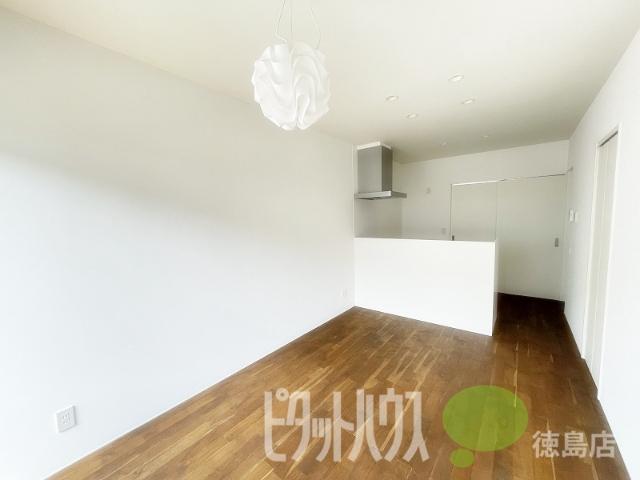 徳島市南沖洲アパート リビング