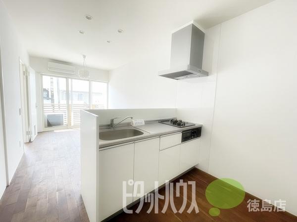 徳島市南沖洲アパート リビング