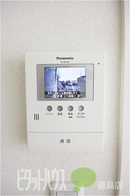 徳島市論田町アパート セキュリティ