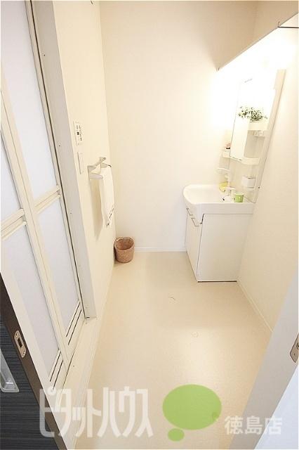 徳島市論田町アパート 洗面