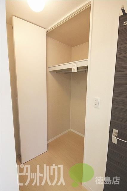 徳島市論田町アパート 収納