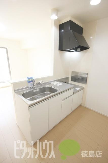 徳島市津田本町アパート キッチン