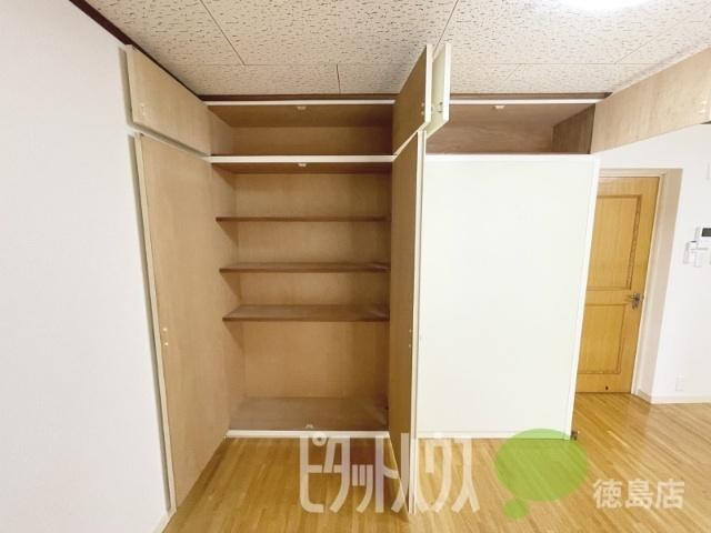 徳島市中昭和町マンション 収納