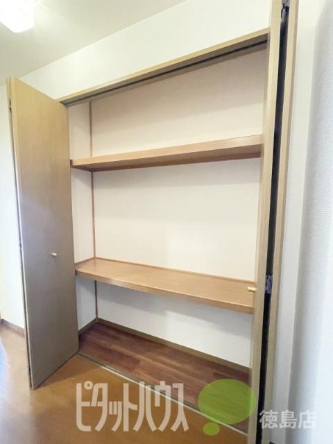 徳島市山城町アパート 収納