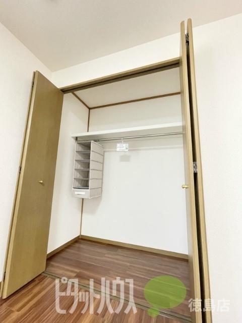 徳島市山城町アパート 収納