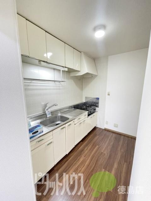 徳島市山城町アパート キッチン